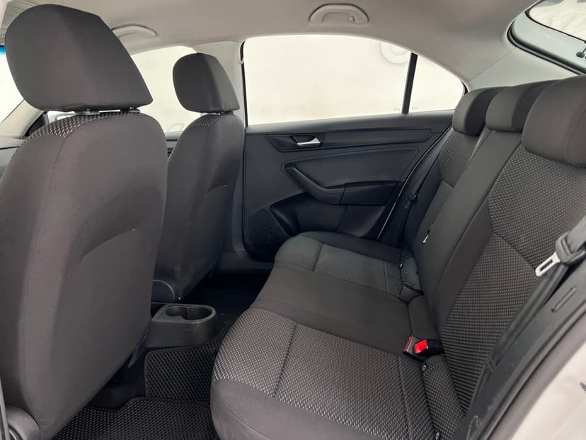 volkswagen-polo-2020-648-27