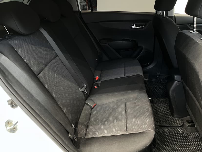 kia-rio x-line-2020-1230-25