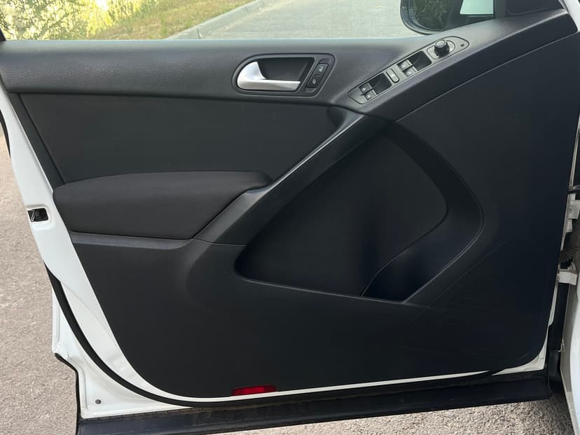 volkswagen-tiguan-2015-51-15