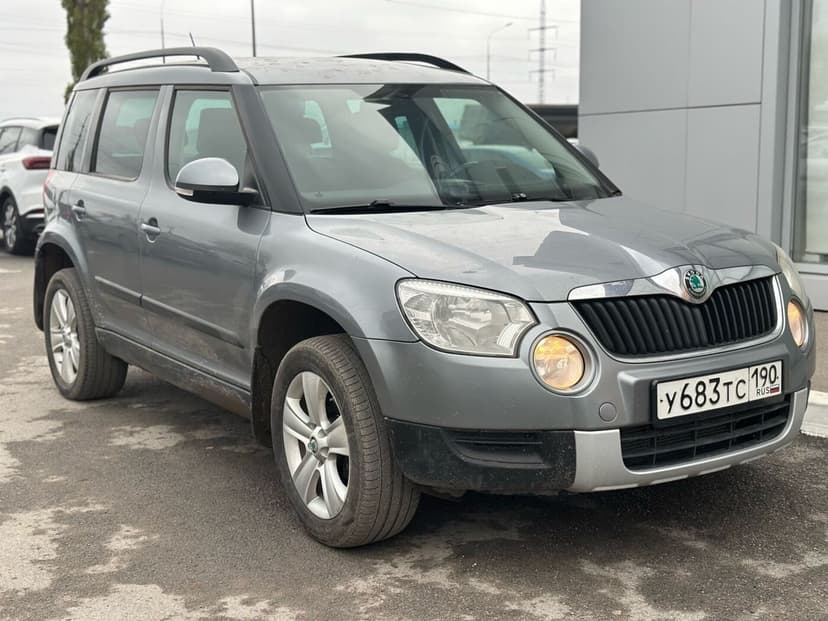 skoda-yeti-2012-682-0