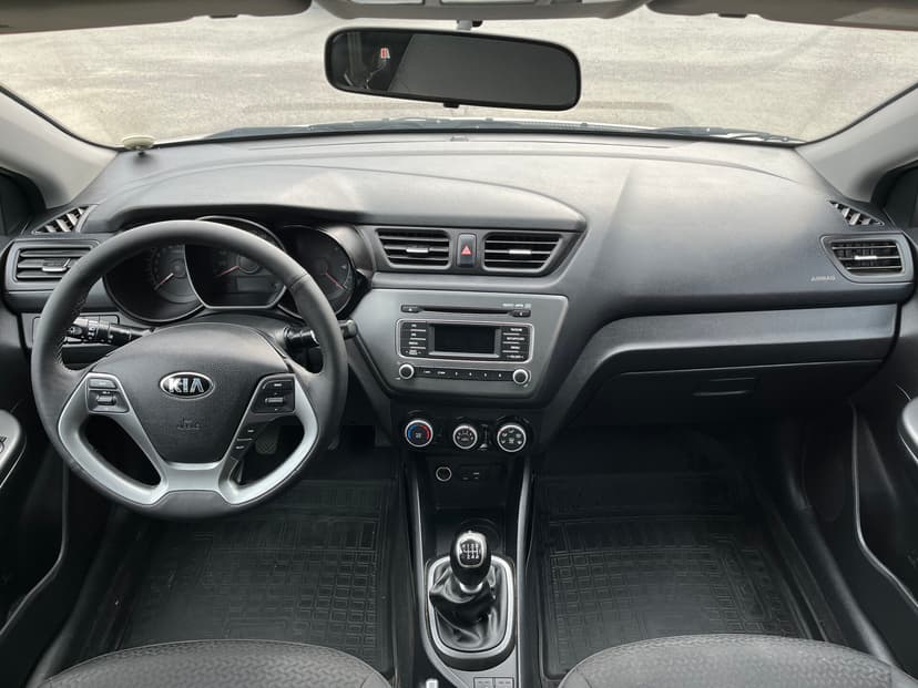 kia-rio-2017-39-8