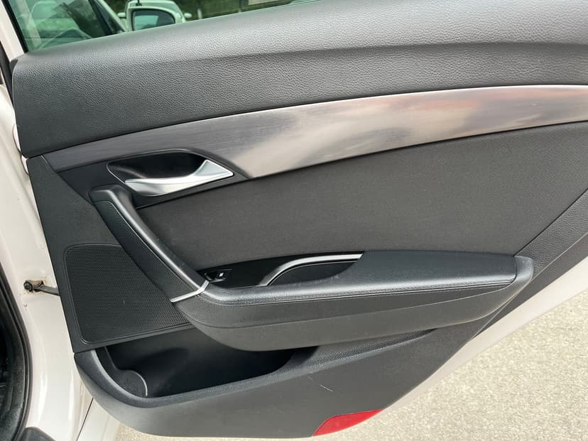 hyundai-i40-2013-150-24