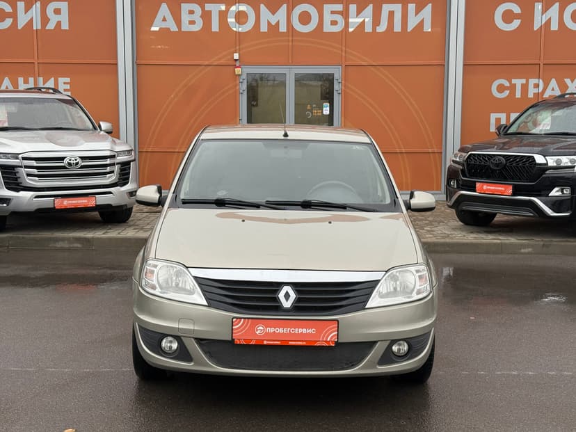 renault-logan-2011-576-1