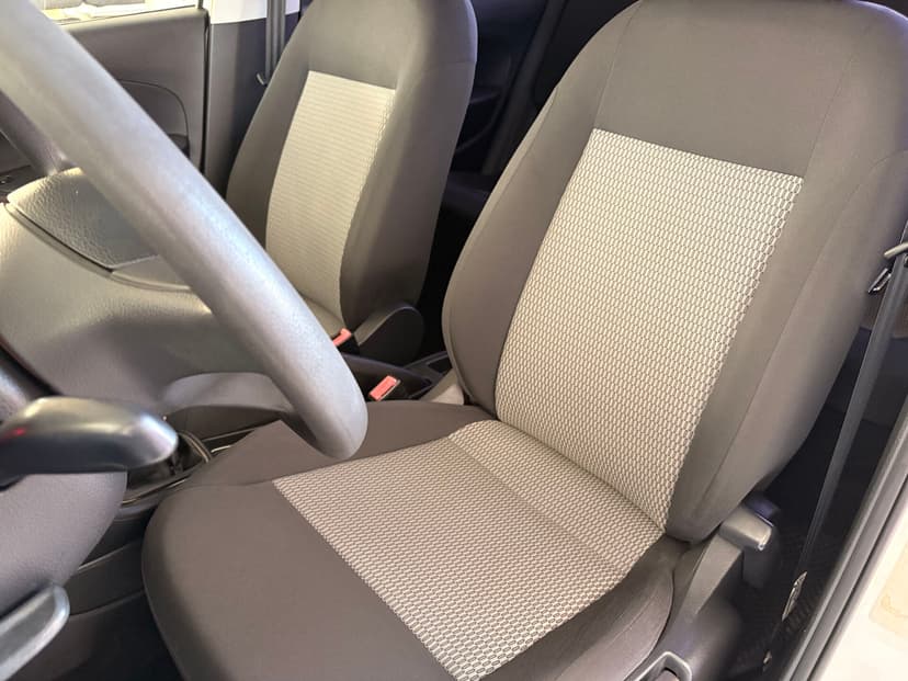 volkswagen-polo-2013-313-19