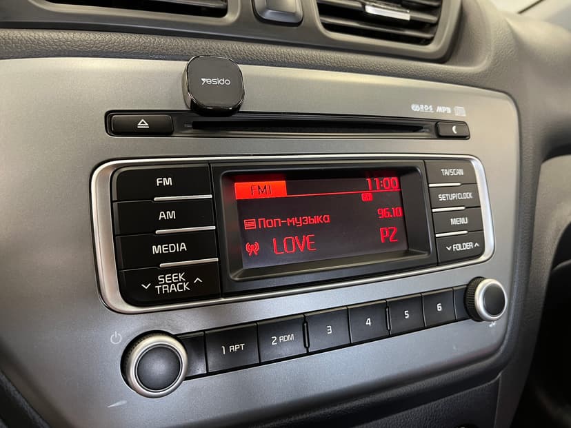kia-rio-2016-26-14