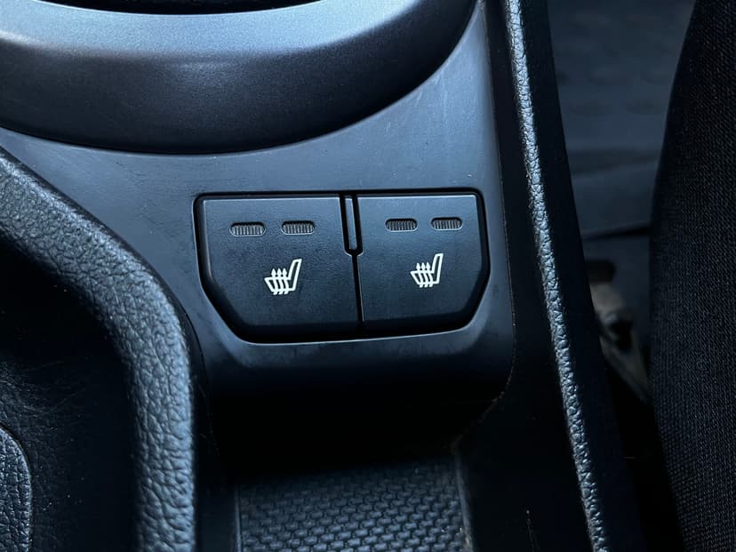 kia-rio-2015-100-12