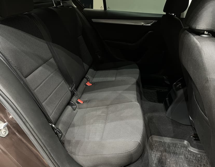 skoda-octavia-2015-1127-16