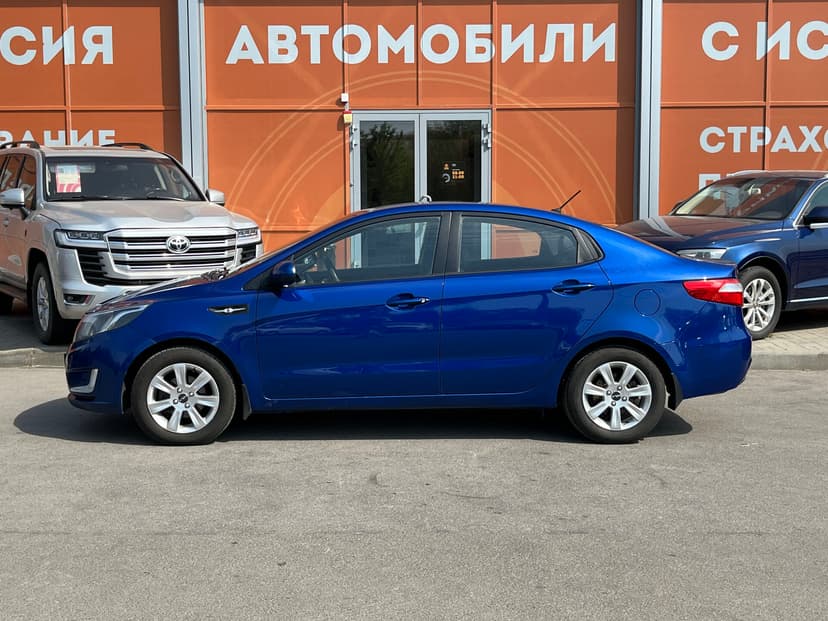 kia-rio-2012-252-7