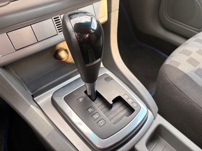 ford-focus-2008-323-15