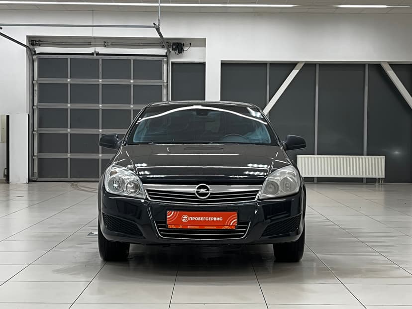 opel-astra-2013-677-1