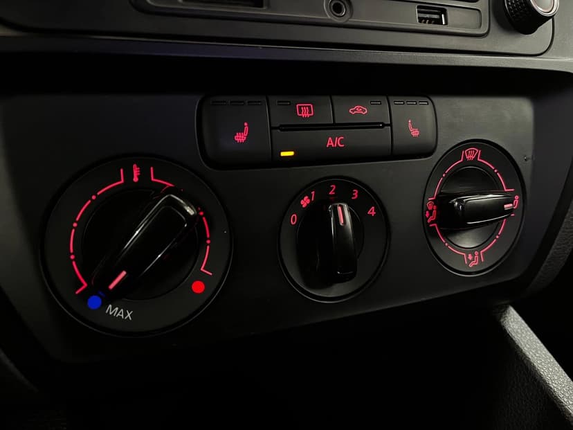 volkswagen-jetta-2015-390-13