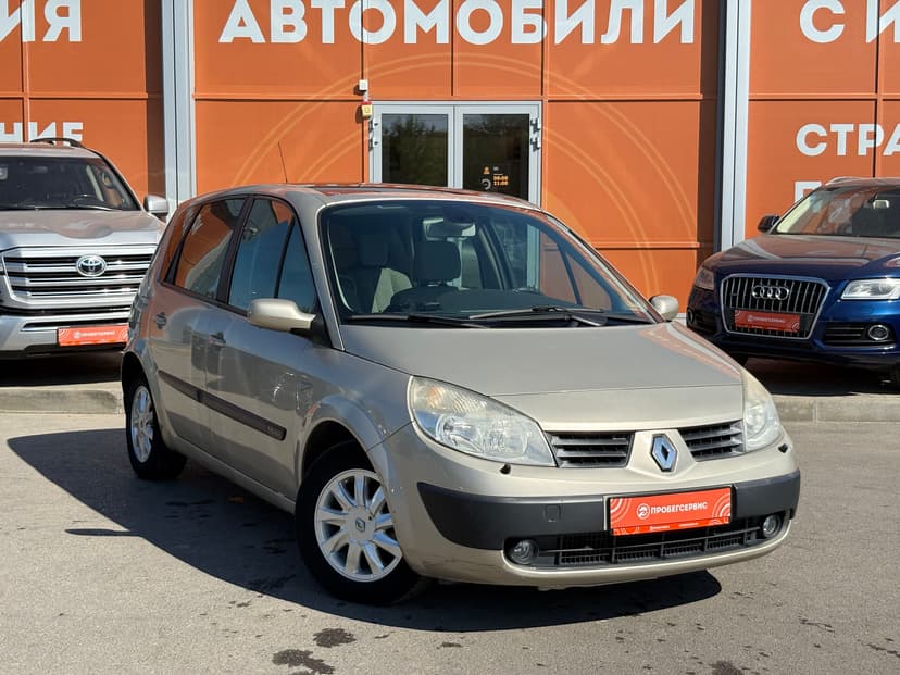 renault-scenic-2006-184-2