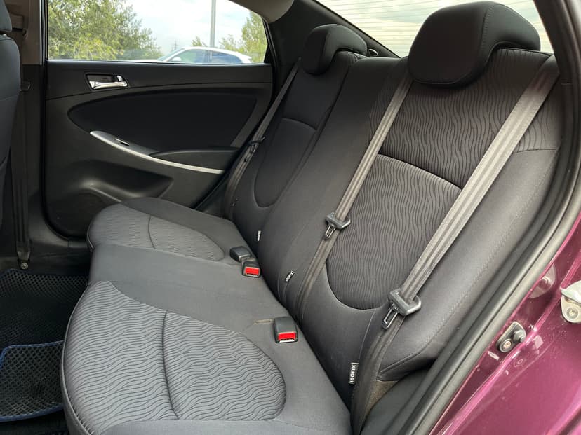hyundai-solaris-2011-40-19