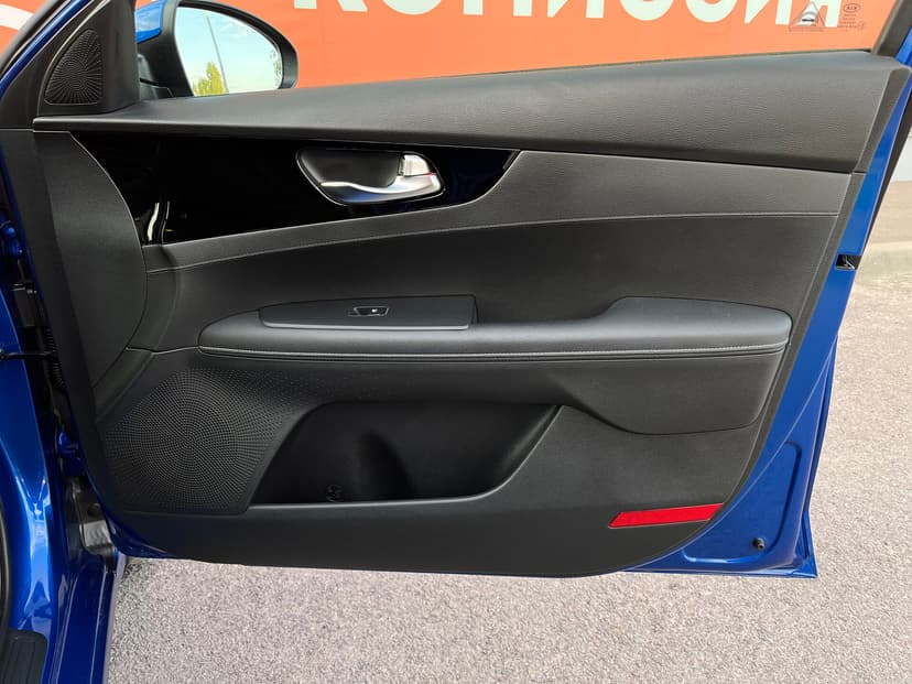 kia-cerato-2021-34-23