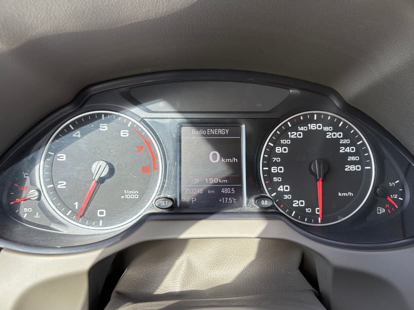 audi-q5-2011-271-15