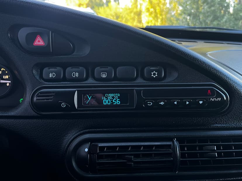 chevrolet-niva-2017-98-10