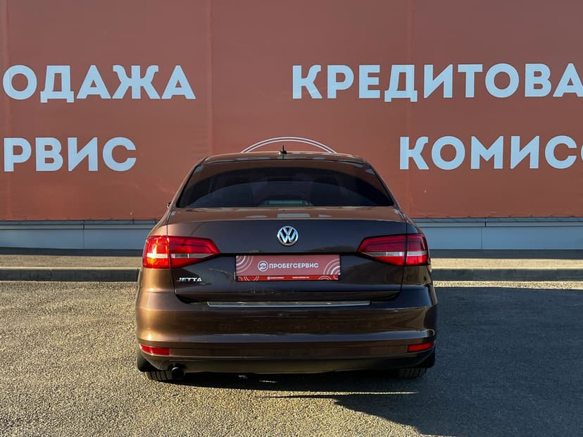 volkswagen-jetta-2015-390-5
