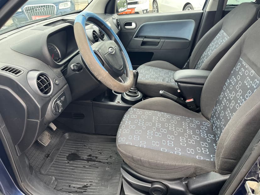 ford-fusion-2005-214-12