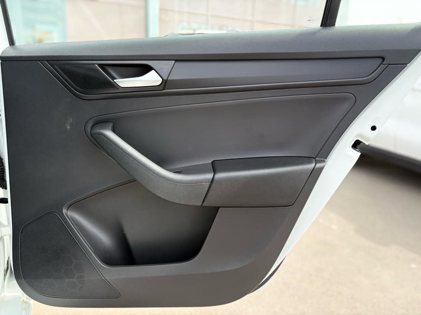 volkswagen-polo-2021-117-29