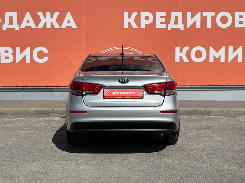 kia-rio-2017-39-5