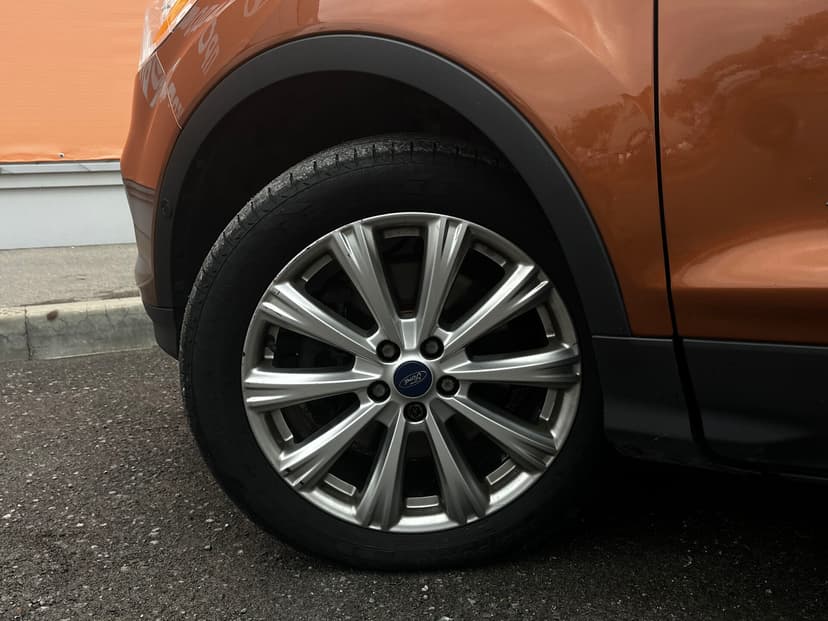 ford-kuga-2016-477-8